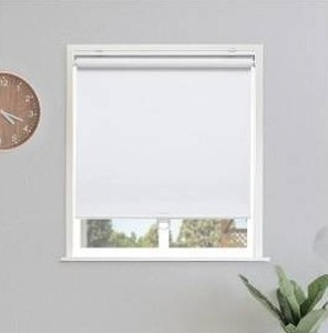 lot 15321 image: Sunoff Blackout Roller Shades, 23 x 72