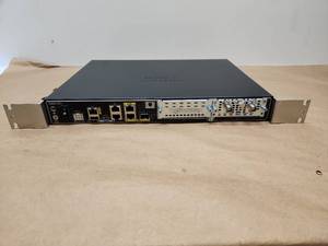 lot 25 image: Cisco 4321 Integrated Services Router