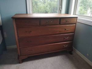 lot 932 image: Wood 6-Drawer Dresser with Metal Handles 33x22x46 in.
