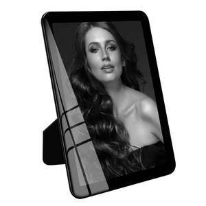 lot 4514 image: Bluesun 5x7picture frame, glass frame clear, hanging picture frame, Matted for wall and tabletop Decor (5x7, Black)