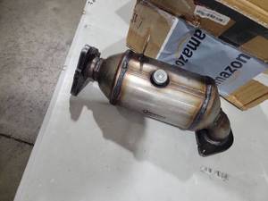 lot 4645 image: Catalytic Converter