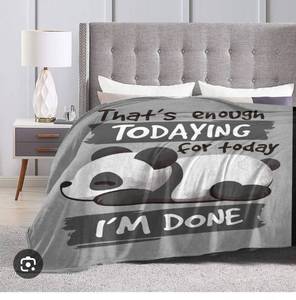 lot 4789 image: Panda throw blanket 39x53