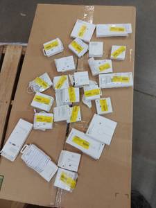 lot 5057 image: Miscellaneous electronic items bulk Lot of 25