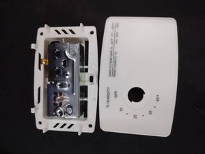lot 6149 image: White Wall Mount Humidity Control Switch