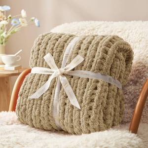 lot 19949 image: Am�lie Home Chunky Knit Throw Blanket for Couch, Soft Chenille Handmade Crochet Throw Rope Knit Blanket for Bed, 40x50, Beige