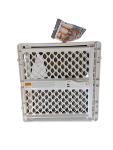 lot 5957 image: White Plastic Baby Safety Gate with Hardware 26x25.5 in closed