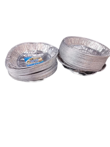 lot 6269 image: Aluminum Disposable Foil Pans Set 50 pack some of them bent out of shape