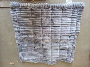 lot 19120 image: Gray Ruffled Kennel Matt Bed 2828