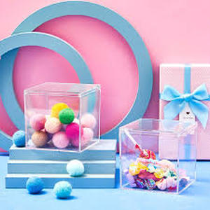 lot 14008 image: Blulu 8 Pcs Clear Acrylic Box with Lid Plastic Jewelry Mini Storage Box Mini Cube Containers for Candy and Tiny Jewelry Easter Party Favor(1.77 x 1.77 x 1.77 Inch,Classic Style)