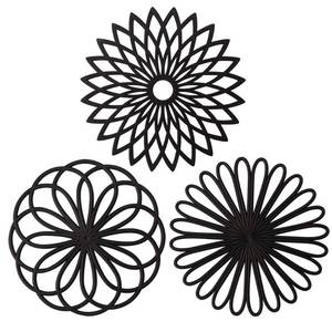 lot 4476 image: ME.FAN Silicone Trivet Mat - Kitchen Hot Pads for Pots & Dish - Insulated Teapot Trivet - Flexible, Durable, Non-Slip Large Coasters 3 Set Black
