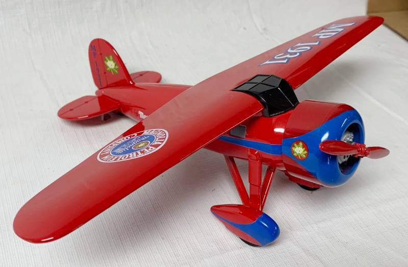 lot 8048 image: Magnolia Petroleum Company - Die-Cast Metal - 1932 Lockheed Vega Model 5 Vintage Airplane Bank - License from Mobil Oil Corp. 35021