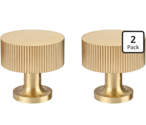 lot 6245 image: 2pc brass cabinet knobs