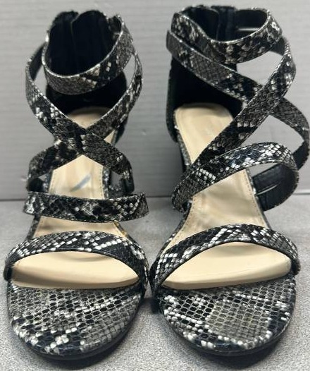 lot 5667 image: Strappy Heels Size 9M Snake Print Open Toe Bar III Blythe Block Heel EUC