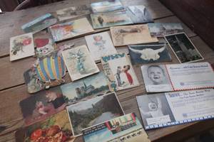 lot 1154 image: VintageAntique Post Cards and More