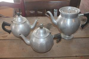 lot 1171 image: Vtg. Aluminum Teapots