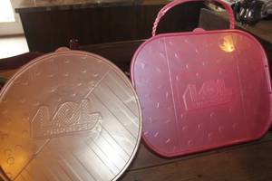 lot 1207 image: LOL Doll Storage Cases