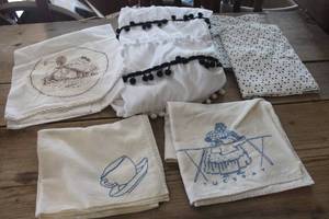lot 1228 image: Vtg. Tea Towels, Shower Curtian & More