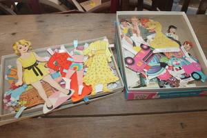 lot 1235 image: 2 Boxes of Vtg. Paper Dolls