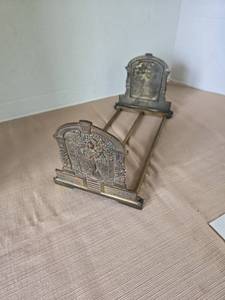 lot 1012 image: Expandable Brass or Bronze Bookends with Classical Figure Relief