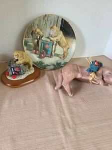 lot 1040 image: Jim Lamb Puppy Playtime Collectible Plate with Figurine Set