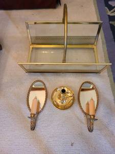 lot 1055 image: Brass and glass log holder with mirrored wall sconces