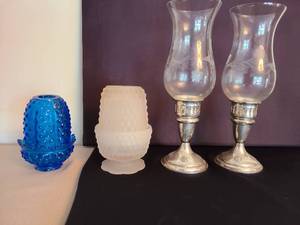 lot 1106 image: Fenton blue hobnail fairy lamp, Indiana Glass satin pink fairy lamp, 2 vintage etched glass hurricane candle holders