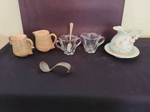 lot 1126 image: Antique CreamTop metal ladle, sugars, creamers, saucer