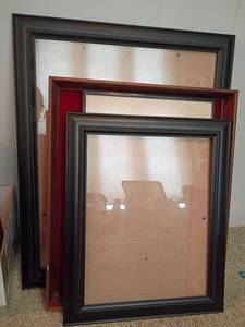 lot 1202 image: Assorted Picture Frames.  11 x 14 and 16 x 20