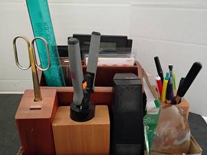 lot 1220 image: Office Organizers and More