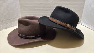 lot 1377 image: Conner and Cov-Ver Western Cowboy Hats Small