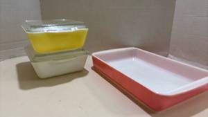 lot 1418 image: Pyrex Baking Dishes