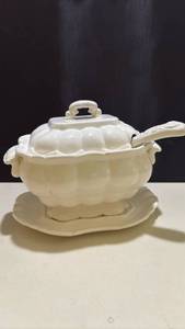 lot 1427 image: White Ceramic Soup Tureen with Ladle and Underplate