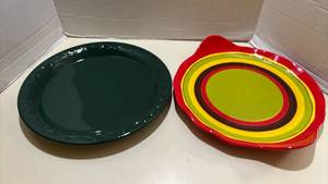 lot 1445 image: Colorful Ceramic Bowl Set with Green Serving Dish 13 inch