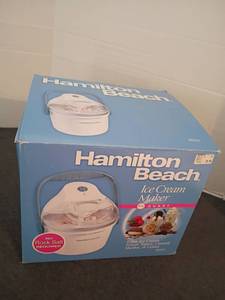 lot 1559 image: Hamilton Beach Ice Cream Maker