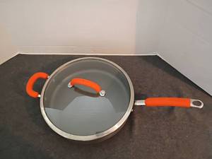 lot 1565 image: Rachael Ray 5Qt. Skillet with Lid