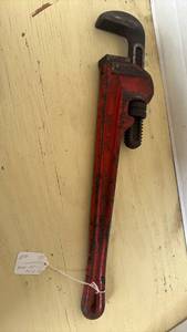 lot 4002 image: Craftsman Moseng 18 Inch Heavy Duty Pipe Wrench