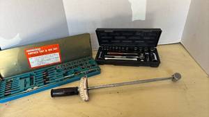 lot 4021 image: Tap Die Set, Socket Set, and Craftsman Torque Wrench