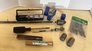 lot 4022 image: Professional Machinist Tool Collection with Tap and Die Set