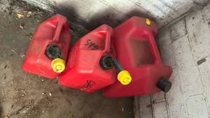 lot 4023 image: Three Gas Containers