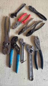 lot 4106 image: Pliers Wrenches and Pipe Cutters