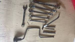 lot 4113 image: Sears Professional Wrench Set with Combination and Socket Wrenches