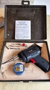 lot 4147 image: Craftsman Electric Soldering Gun in carrying case