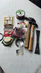 lot 4222 image: Hammers, Crowbar and stuff to hang pictures