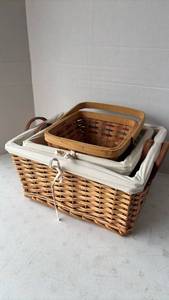 lot 4234 image: Woven Wicker Storage Basket Set with Fabric Liners largest is 14x7x12