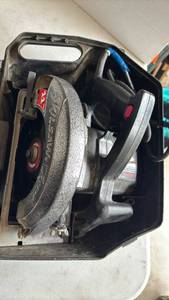 lot 4322 image: Skilsaw Circular Saw in Case