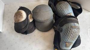 lot 4327 image: Professional Work Knee Pads with Gel Plus System and more