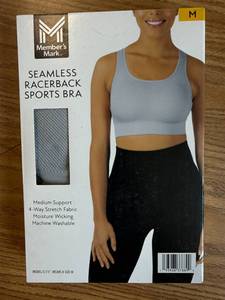 lot 543 image: Members Mark Seamless Racerback Bra Size medium