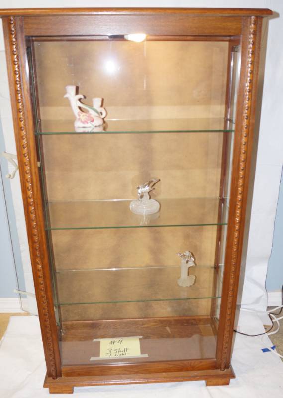 lot 6203 image: Beautiful Wood and Glass Curio Cabinet - Glass shelves - see pics for measurements - Nice (Contents not included)