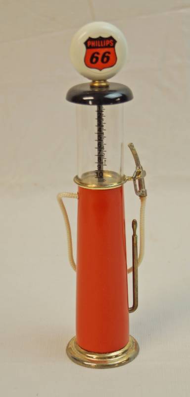 lot 6256 image: Phillips 66 Die Cast Model Old style miniature gas pump collectible with glass tank in box