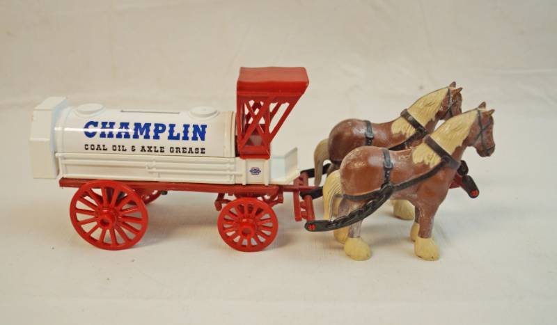 lot 6273 image: ERTL Collectible -Die Cast Champlin Coal Oil and Axle grease-Horse and Tanker Bank w key